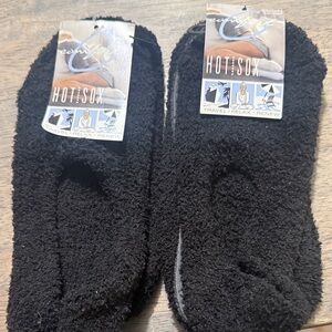 Hot Sox Black Fuzzy Comfort Slippers- Small/medium